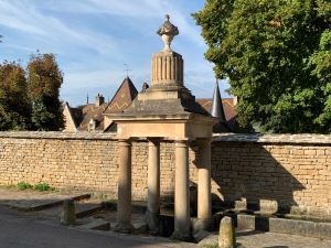 Baulme La Roche Fontaine lavoir 